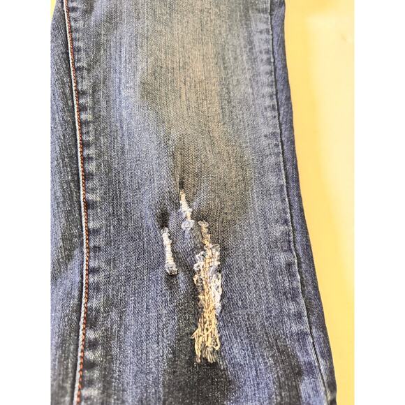 Decree Denim Shorts Jorts Capri Pants Ladies Juniors 9 Distressed Destroyed - Picture 11 of 11